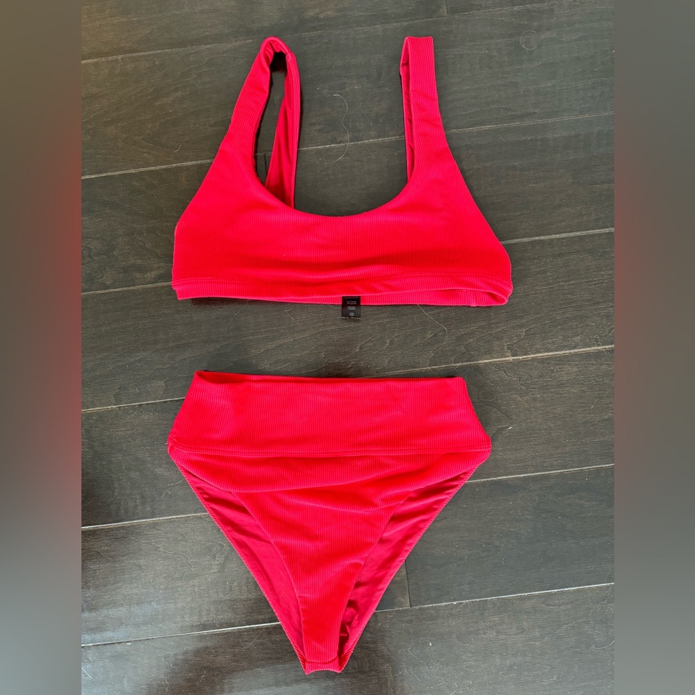 Beach Riot bikini red medium